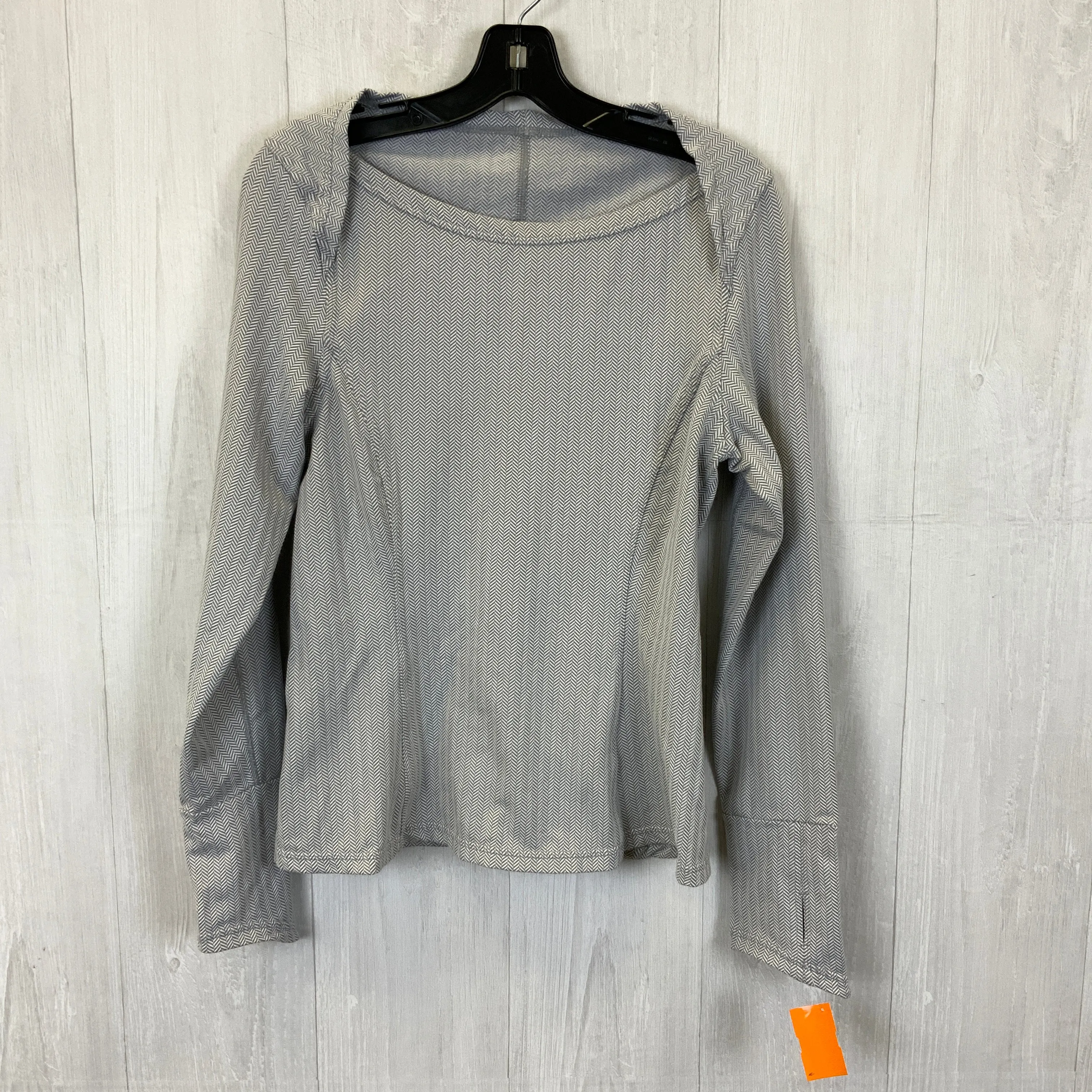 Athletic Top Long Sleeve Crewneck By Lululemon In Grey, Size: 6